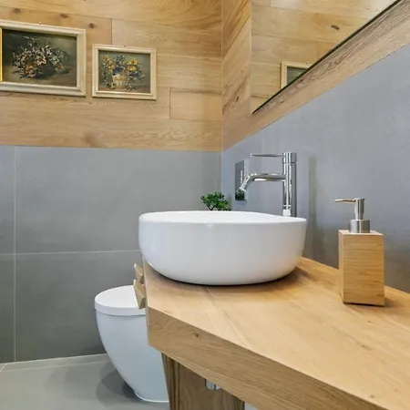 Guesthost - Nothotel Luxury Palermo