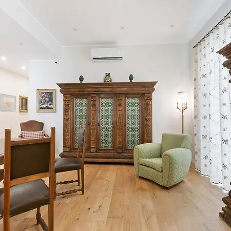 Guesthost - Nothotel Luxury Apartment 3*